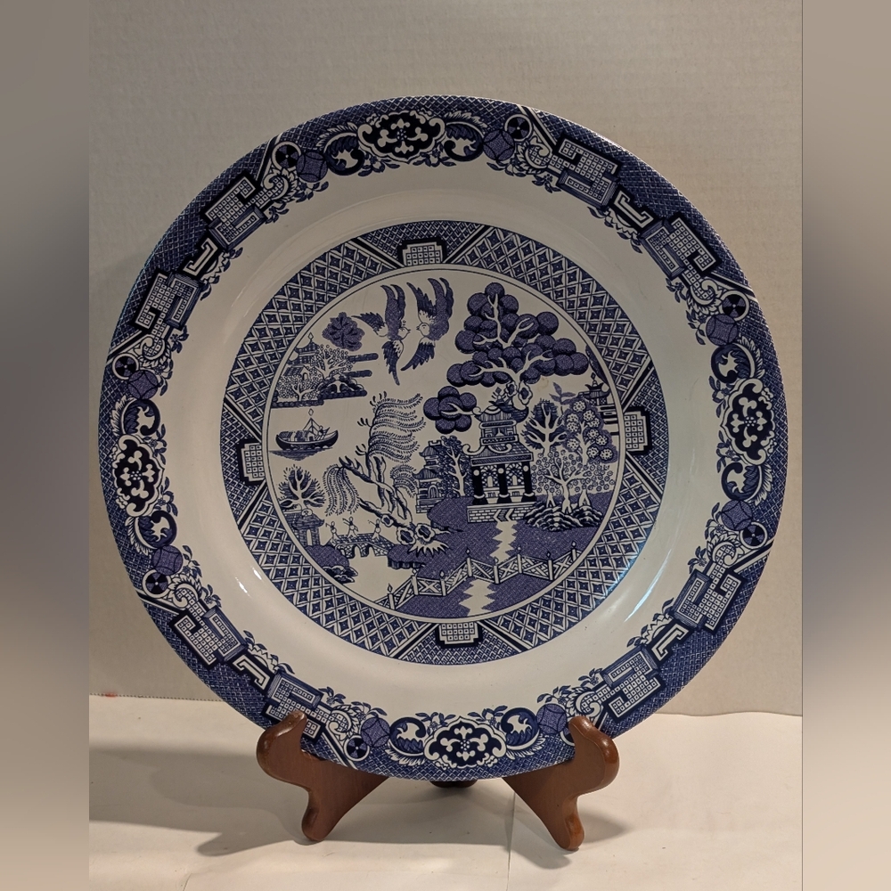 Royal oak Blue Willow Plater.